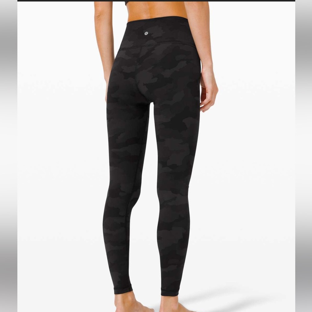 Lululemon Women's Black Camouflage Leggings